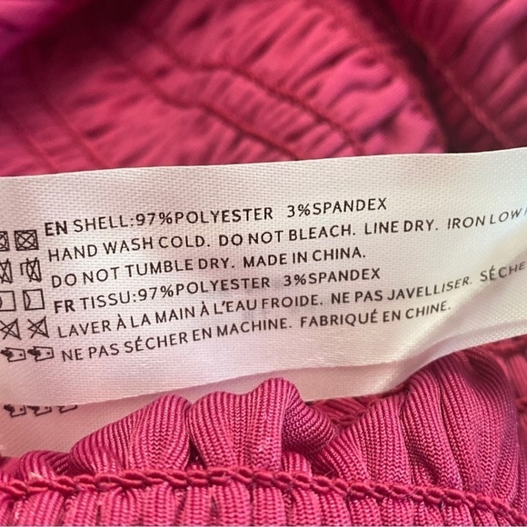 En Saison Danbury Crushed Velvet Smocked Top Size 1X NEW - Picture 8 of 9